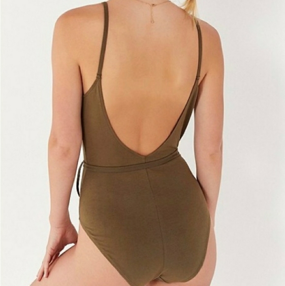 Out from under, olive bodysuit size M - Picture 2 of 3